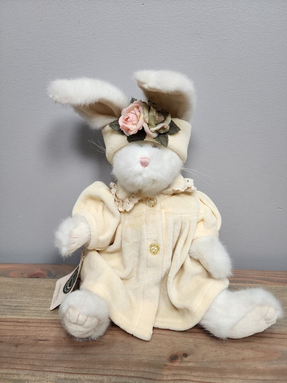Boyds Bears Savannah Buttercup Plush Bunny Rabbit Archive Collection #1650